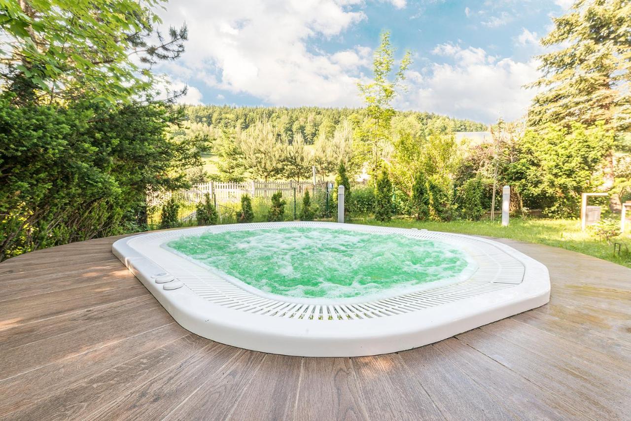 Hotel Olivia Medical Spa Skomielna Czarna Luaran gambar
