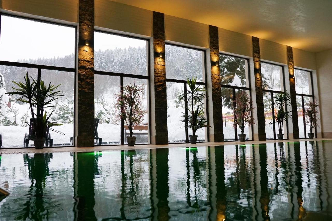 Hotel Olivia Medical Spa Skomielna Czarna Luaran gambar
