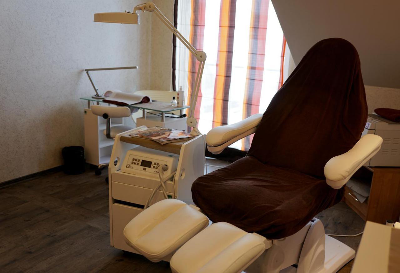 Hotel Olivia Medical Spa Skomielna Czarna Luaran gambar