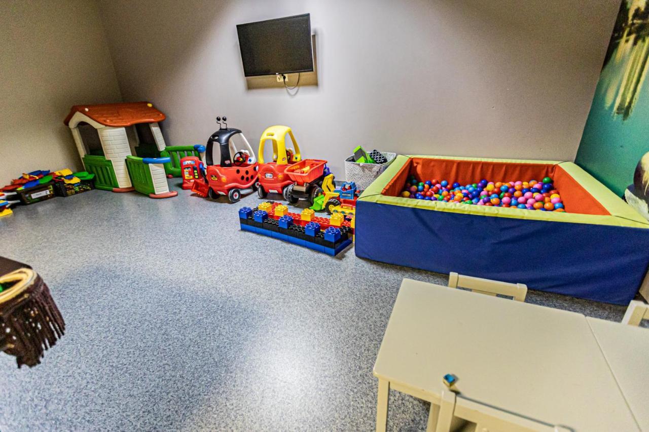 Hotel Olivia Medical Spa Skomielna Czarna Luaran gambar