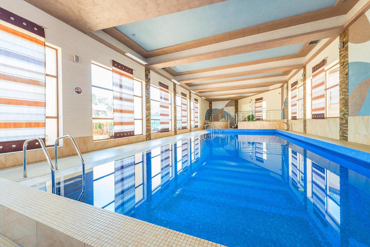 Hotel Olivia Medical Spa Skomielna Czarna Luaran gambar