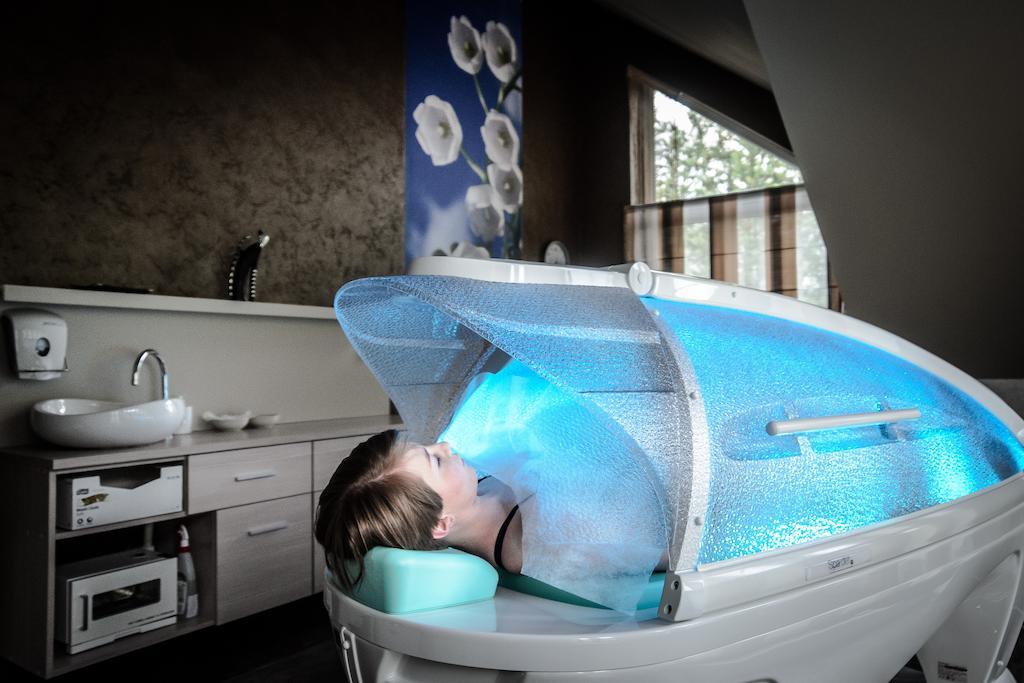 Hotel Olivia Medical Spa Skomielna Czarna Luaran gambar